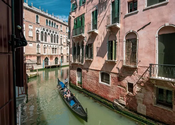 San Marco Boutique By Wonderful Italy